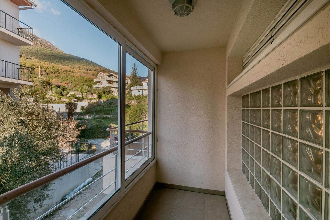 Apartments Rivijera تْشيرسيك نوفي المظهر الخارجي الصورة