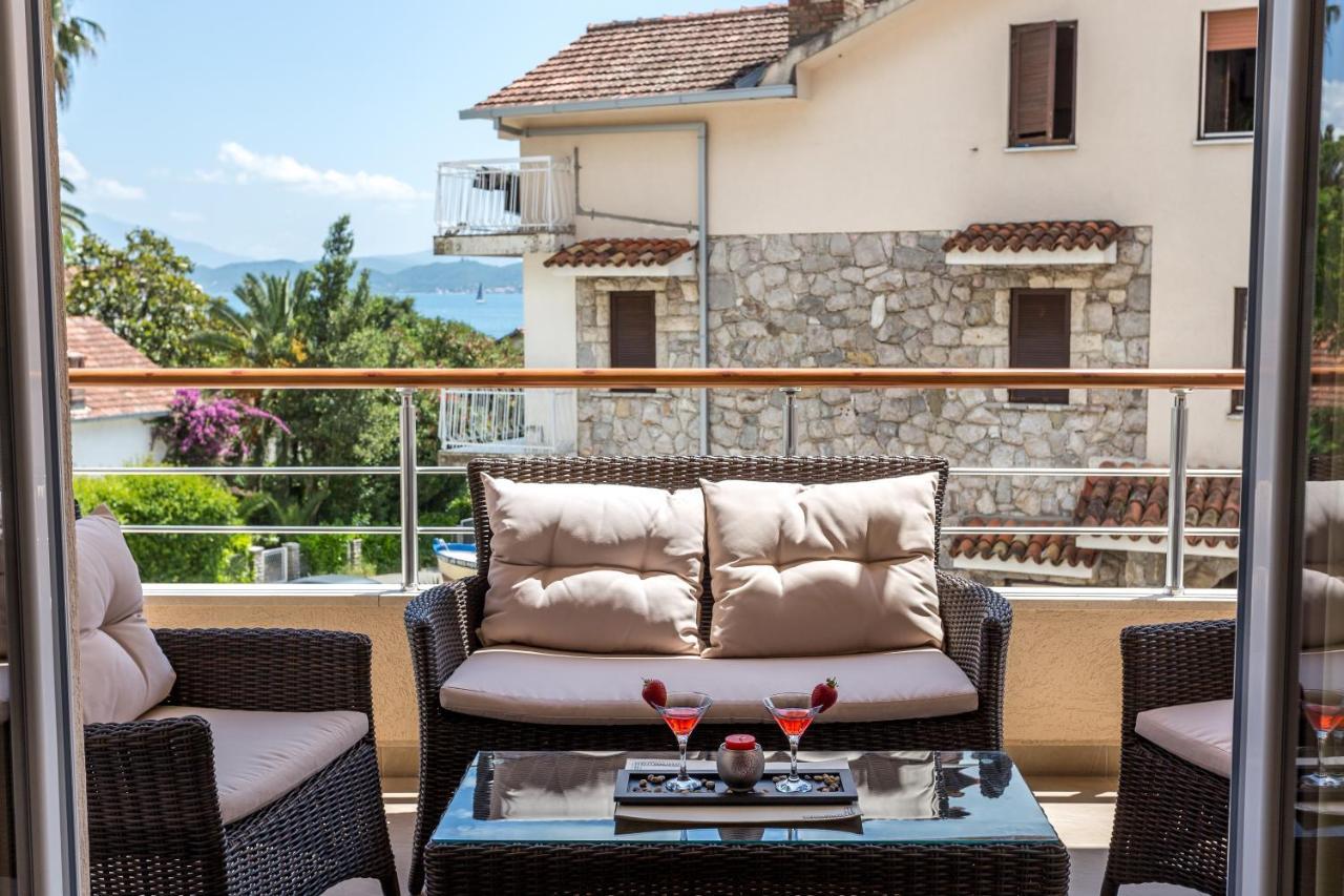Apartments Rivijera تْشيرسيك نوفي المظهر الخارجي الصورة