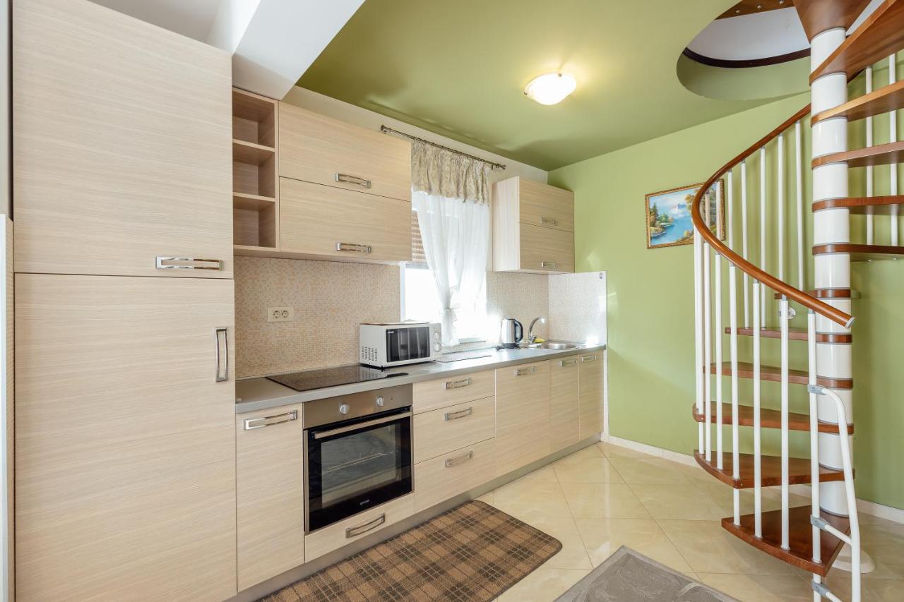 Apartments Rivijera تْشيرسيك نوفي المظهر الخارجي الصورة