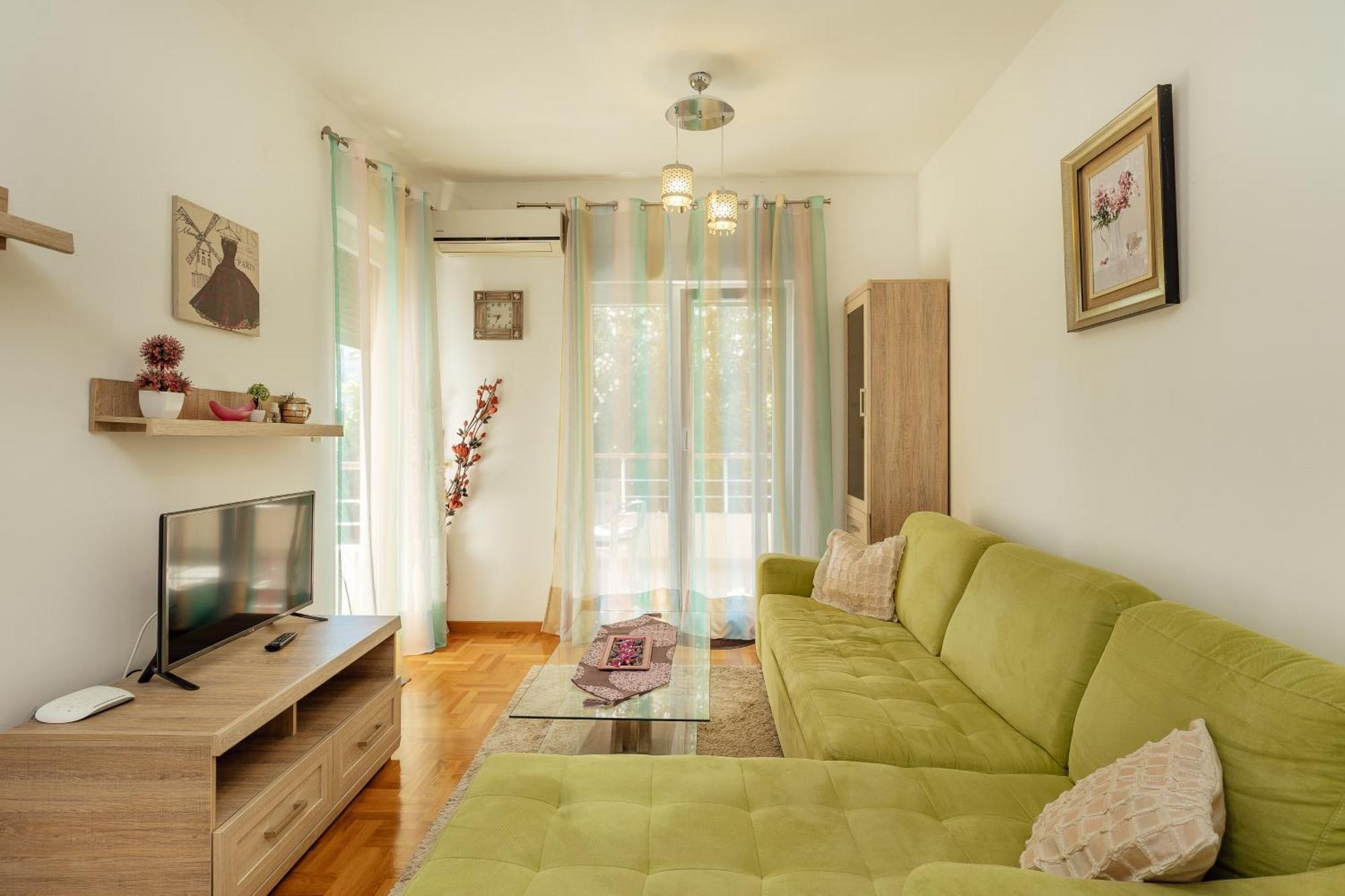 Apartments Rivijera تْشيرسيك نوفي المظهر الخارجي الصورة