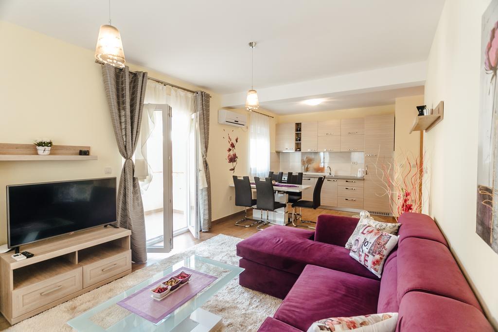 Apartments Rivijera تْشيرسيك نوفي المظهر الخارجي الصورة