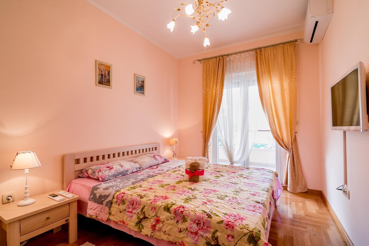Apartments Rivijera تْشيرسيك نوفي المظهر الخارجي الصورة
