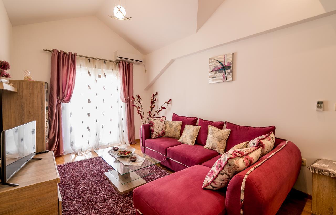 Apartments Rivijera تْشيرسيك نوفي المظهر الخارجي الصورة